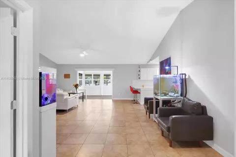 5564 SE Martin Meadows Ave, Stuart, FL 34997 photo 6