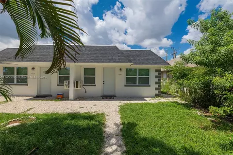 1539-1541 NW 8th Ave, Fort Lauderdale, FL 33311