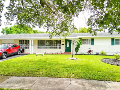 262 SW 52nd Ter, Plantation, FL 33317
