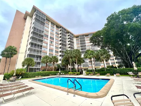 10777 W Sample Rd #1009, Coral Springs, FL 33065