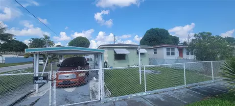 941 E 43rd St, Hialeah, FL 33013 photo 3