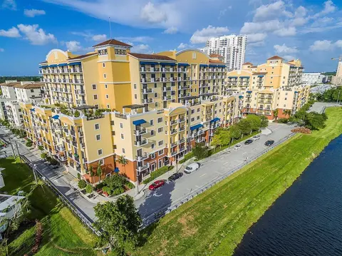8390 SW 72nd Ave #110, Miami, FL 33143