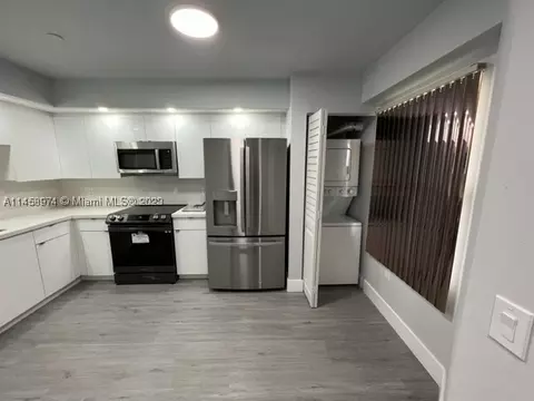 601 SW 142 Ave #404, Pembroke Pines, FL 33027