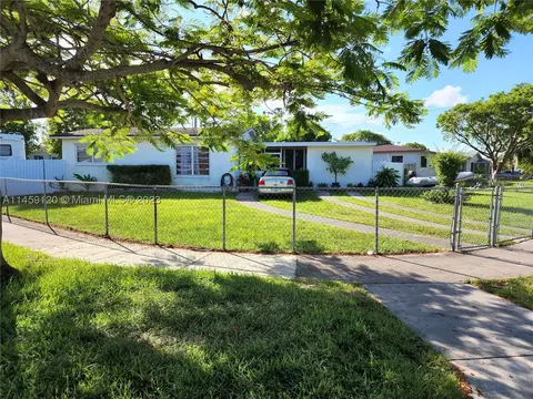20830 Coral Sea Rd, Cutler Bay, FL 33189