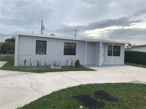 4420 SW 97th Ave, Miami, FL 33165