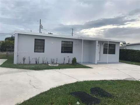 4420 SW 97th Ave, Miami, FL 33165