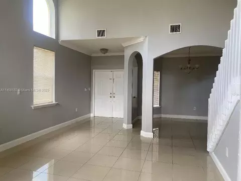5586 NW 112th Path, Doral, FL 33178 photo 5