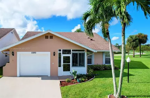 5290 Tiffany Anne Cir, West Palm Beach, FL 33417