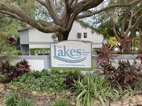 2765 S Oakland Forest Dr #102, Oakland Park, FL 33309