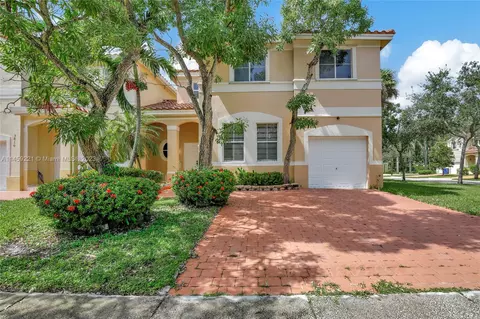 3804 SW 169th Ter, Miramar, FL 33027