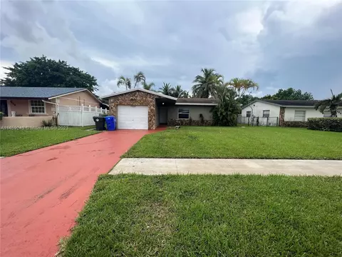 7530 SW 8th Ct, North Lauderdale, FL 33068