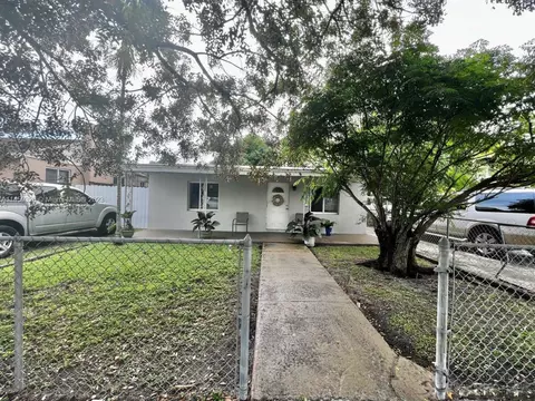 502 E 42nd St, Hialeah, FL 33013 photo 1