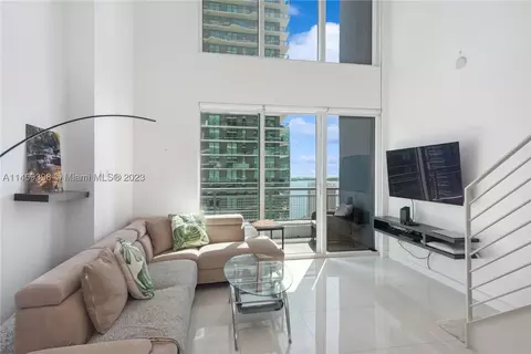 60 SW 13th St #3008, Miami, FL 33130