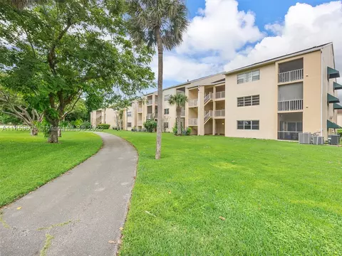 15330 SW 106th Ter #920, Miami, FL 33196