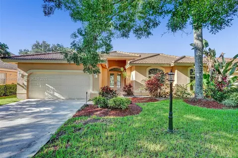 5163 Chardonnay Dr, Coral Springs, FL 33067