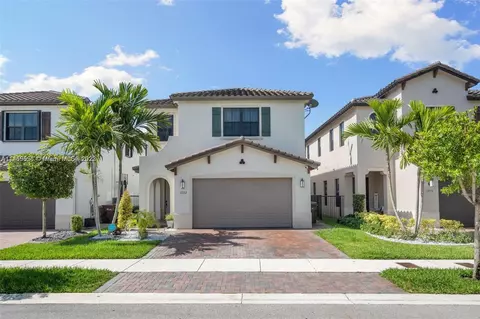 Undisclosed, Hialeah, FL 33018 photo 2