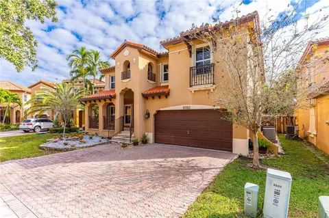 2625 SW 150th Ct, Miami, FL 33185