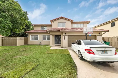 8646 SW 207th Ter, Cutler Bay, FL 33189