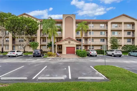 13101 SW 11th Ct #102B, Pembroke Pines, FL 33027