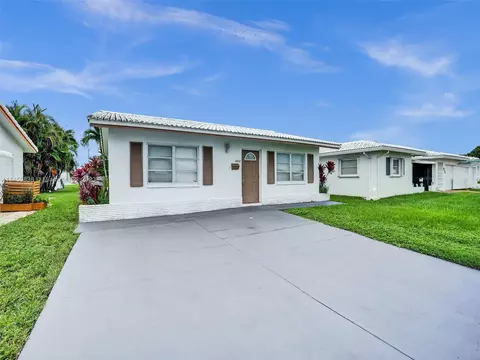 6808 NW 75th Dr, Tamarac, FL 33321