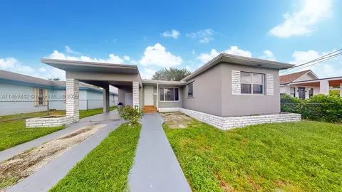 1231 NW 68th St, Miami, FL 33147