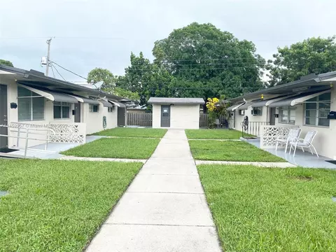 2901 Jackson St #1, Hollywood, FL 33020