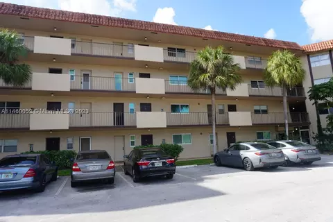 6200 S Falls Circle Dr #210, Lauderhill, FL 33319