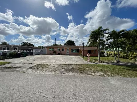 5320 NW 182nd St, Miami Gardens, FL 33055