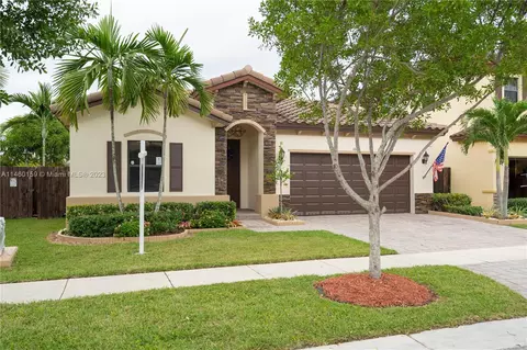 108 NE 26th Ave, Homestead, FL 33033