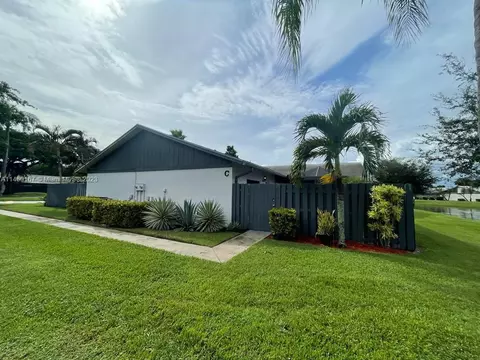 1171 Summit Trail Cir UNIT C, West Palm Beach, FL 33415