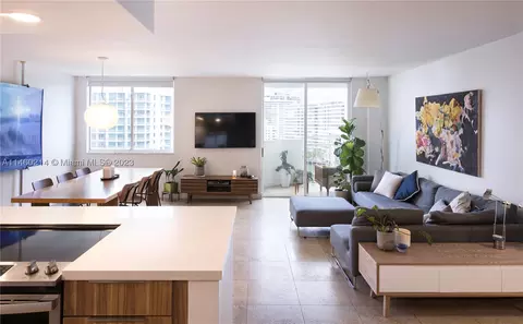 1621 Bay Rd #1102, Miami Beach, FL 33139