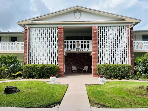 3701 Tyler St #108, Hollywood, FL 33021