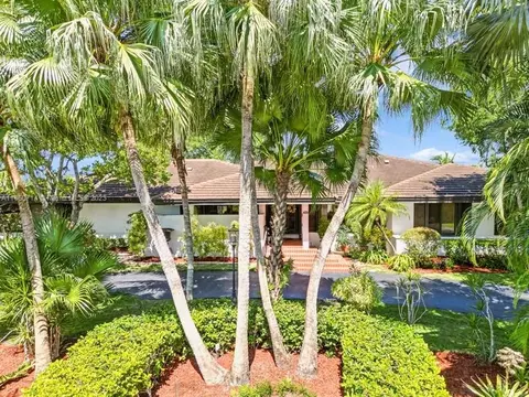 451 Rovino Ave, Coral Gables, FL 33156