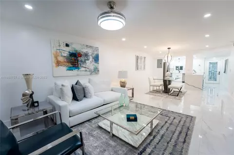 8962 S Hollybrook Blvd #108, Pembroke Pines, FL 33025