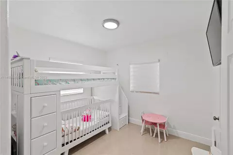 521 E 57th St, Hialeah, FL 33013 photo 10