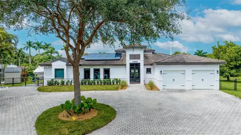 14460 SW 75th Ave, Palmetto Bay, FL 33158