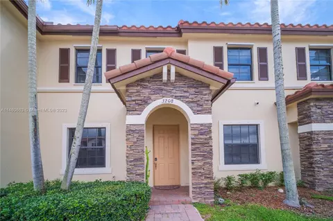3208 SE 5th Ct #3208, Homestead, FL 33033