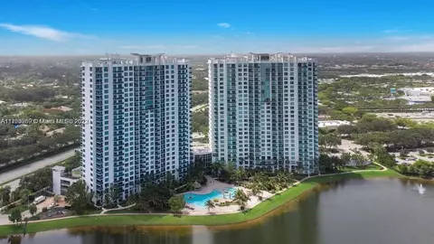 2641 N Flamingo Rd #1504N, Sunrise, FL 33323