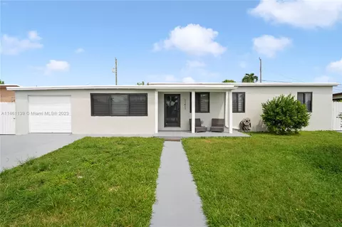 11411 SW 43rd St, Miami, FL 33165