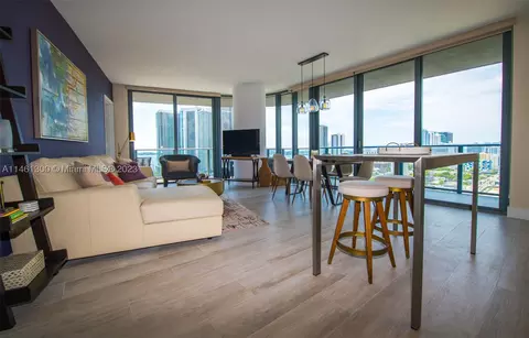 121 NE 34th St #2004, Miami, FL 33137