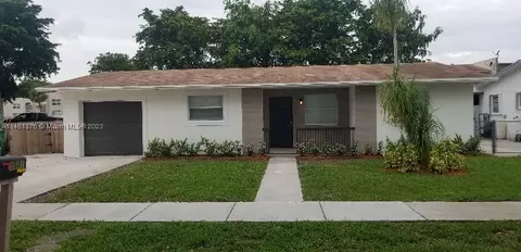 3801 NW 78th Ave, Hollywood, FL 33024