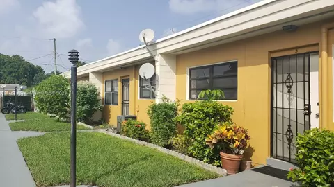 Undisclosed, Hollywood, FL 33020