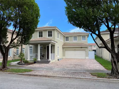 27221 SW 139th Pl, Homestead, FL 33032