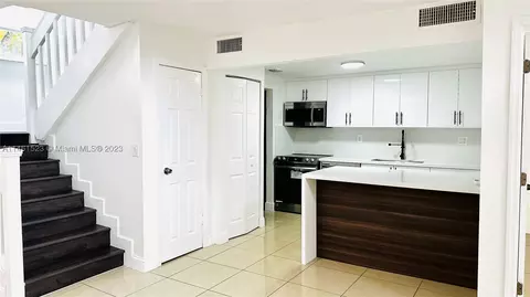 13880 SW 67th Ter, Miami, FL 33183
