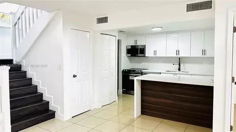 13880 SW 67th Ter, Miami, FL 33183