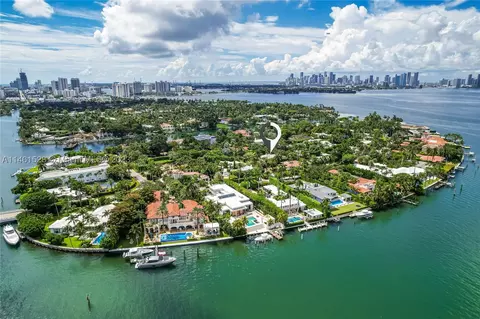 2834 Regatta Ave, Miami Beach, FL 33140