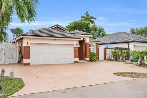 8312 NW 201st St, Hialeah, FL 33015