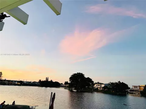 1699 W 72nd St, Hialeah, FL 33014 photo 15