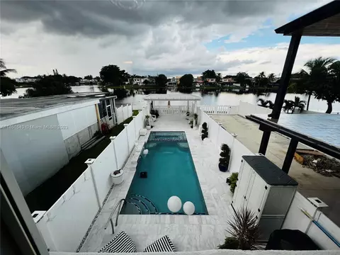 1699 W 72nd St, Hialeah, FL 33014 photo 3