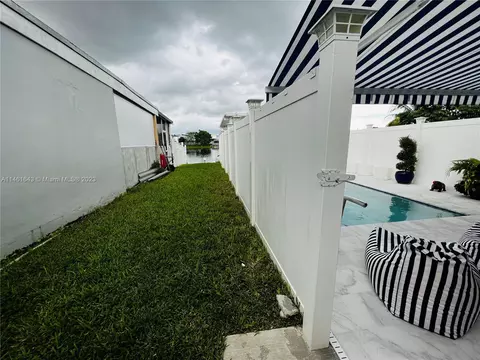 1699 W 72nd St, Hialeah, FL 33014 photo 16